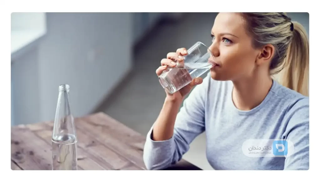نوشیدن آب باعث جلوگیری از پوسیدگی دندان می شود